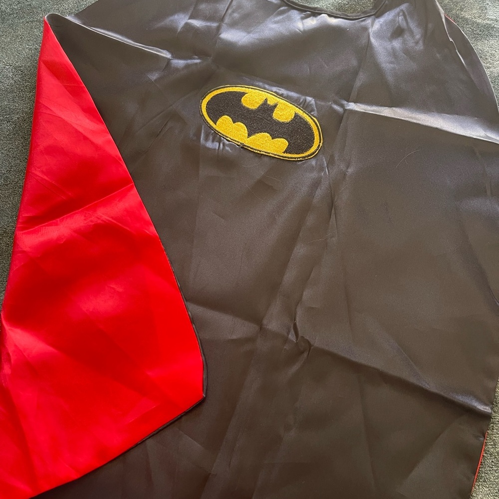 Fun DC Comics Original Cape.             Reversible Superman/Batman.